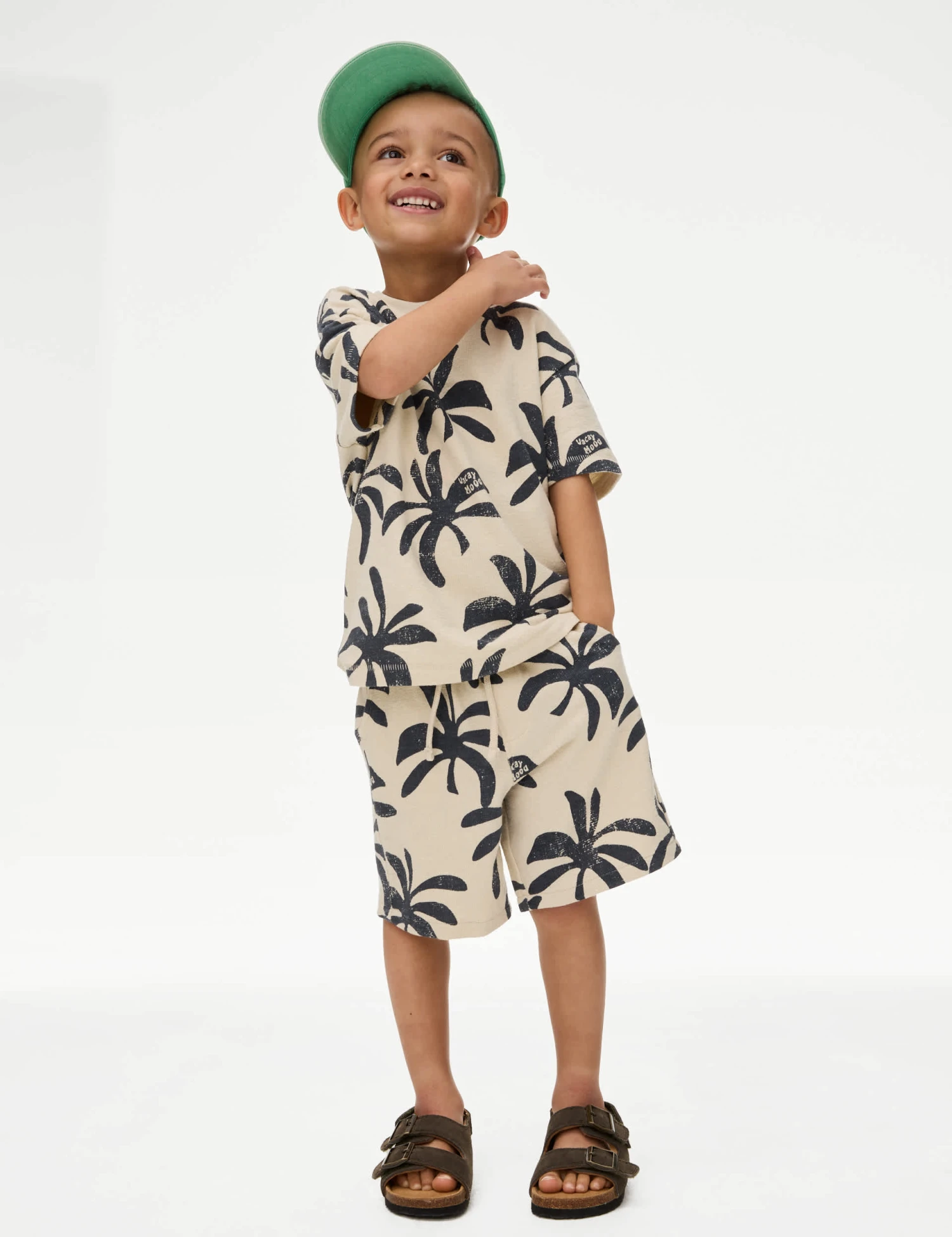 2pc Pure Cotton Palm T-shirt And Shorts Set (2-8 Yrs) 3 2pc Pure Cotton Palm T-shirt And Shorts Set (2-8 Yrs) - Image 3