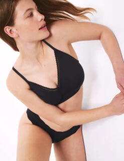 3pk Non Wired Full Cup Bras -Marks And Spencer Shop 3pk Non Wired Full Cup Bras 2