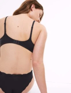 3pk Non Wired Full Cup Bras -Marks And Spencer Shop 3pk non wired full cup bras 10