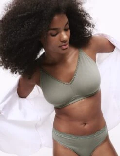 3pk Non Wired Full Cup Bras -Marks And Spencer Shop 3pk non wired full cup bras 12