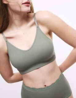 3pk Seamless Non Wired Bralettes -Marks And Spencer Shop 3pk seamless non wired bralettes 7