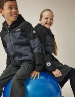 Regatta Beamz IV Hooded Raincoat (3-14 Yrs) -Marks And Spencer Shop Beamz IV Hooded Raincoat 3 14 Yrs 1 3