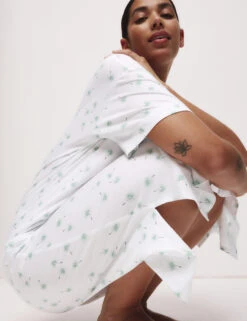 Cool Comfort™ Printed Long Nightdress -Marks And Spencer Shop Cool Comfort Printed Long Nightdress 2