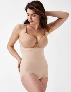 Spanx Everyday Medium Control Shaping Knickers