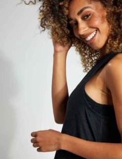 Beyond Yoga Featherweight Rebalance Yoga Vest Top -Marks And Spencer Shop Featherweight Rebalance Yoga Vest Top 3