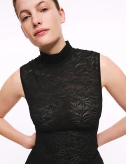 Flexifit™ Lace Sleeveless Turtle Neck Body