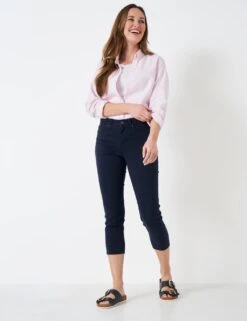 Straight Leg Cropped Jeans