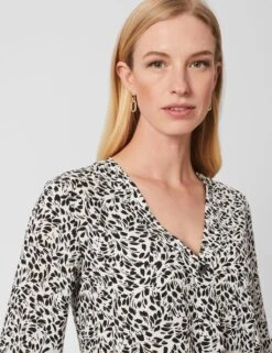 Printed V-Neck Blouse -Marks And Spencer Shop MS 10 T83 8458T Y8 X EC 1