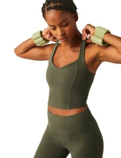 Beyond Yoga Powderbeyond Intensity V-Neck Crop Top -Marks And Spencer Shop Powderbeyond Intensity V Neck Crop Top 3