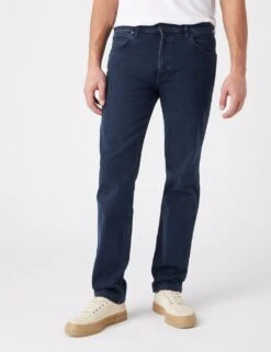 Wrangler Greensboro Regular Straight Fit Jeans