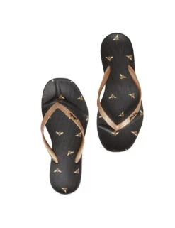 Joules Bee Print Footbed Flip Flops 6 Joules Bee Print Footbed Flip Flops -Marks And Spencer Shop SD 10 T83 5739W Y4 X EC 90