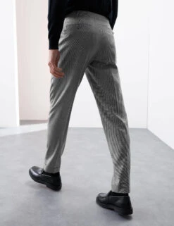 Tapered Fit Single Pleat Trousers With Linen -Marks And Spencer Shop Tapered Fit Single Pleat Trousers with Linen 2