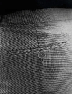 Tapered Fit Single Pleat Trousers With Linen -Marks And Spencer Shop Tapered Fit Single Pleat Trousers with Linen 5