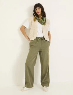 Textured Floral Waistcoat -Marks And Spencer Shop Textured Floral Waistcoat 2