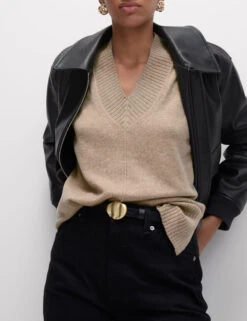 Textured V-Neck Relaxed Knitted Vest 19 Textured V-Neck Relaxed Knitted Vest -Marks And Spencer Shop Textured V Neck Relaxed Knitted Vest 4