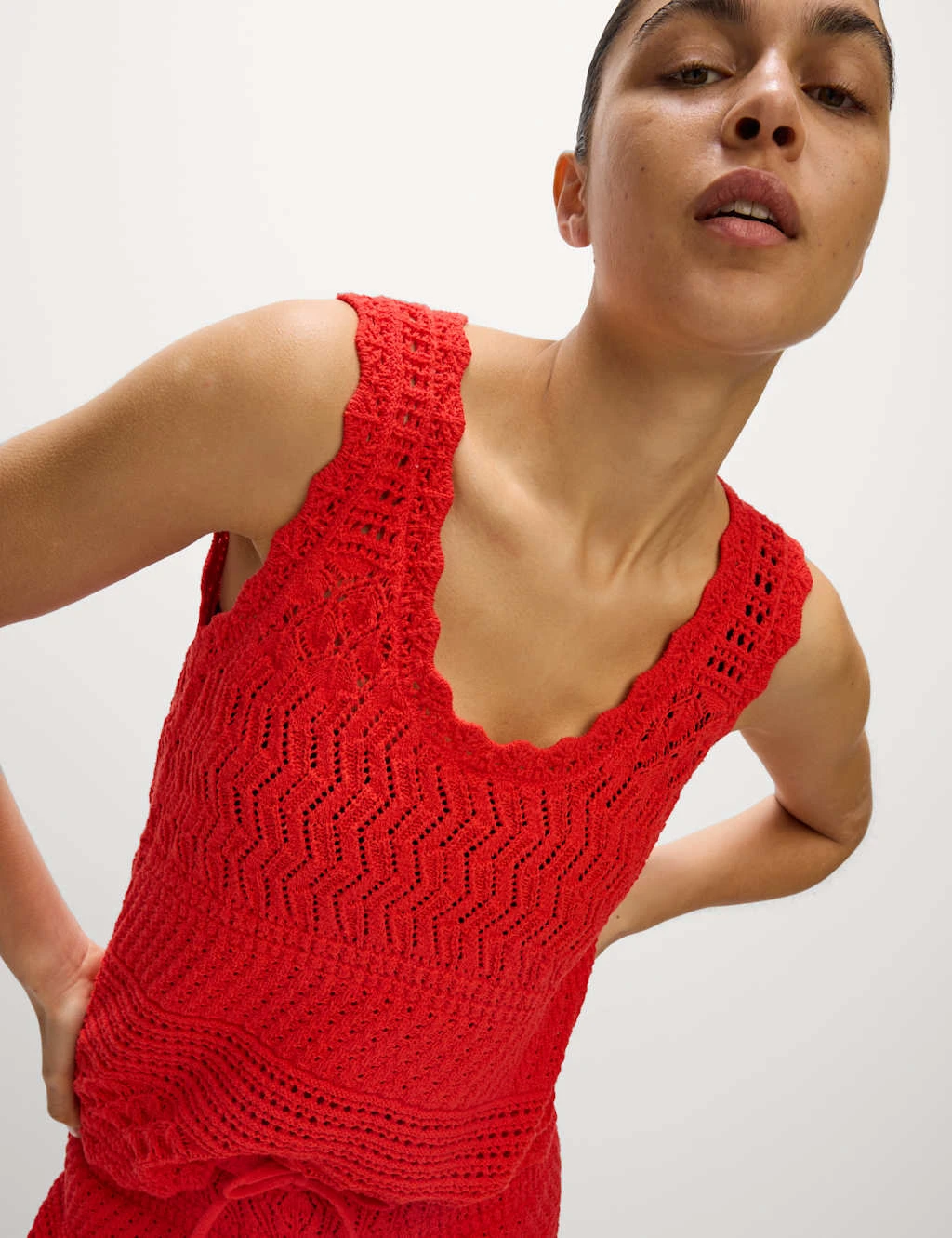 Cotton Blend Pointelle Scallop Edge Knitted Vest 13 Cotton Blend Pointelle Scallop Edge Knitted Vest - Image 13