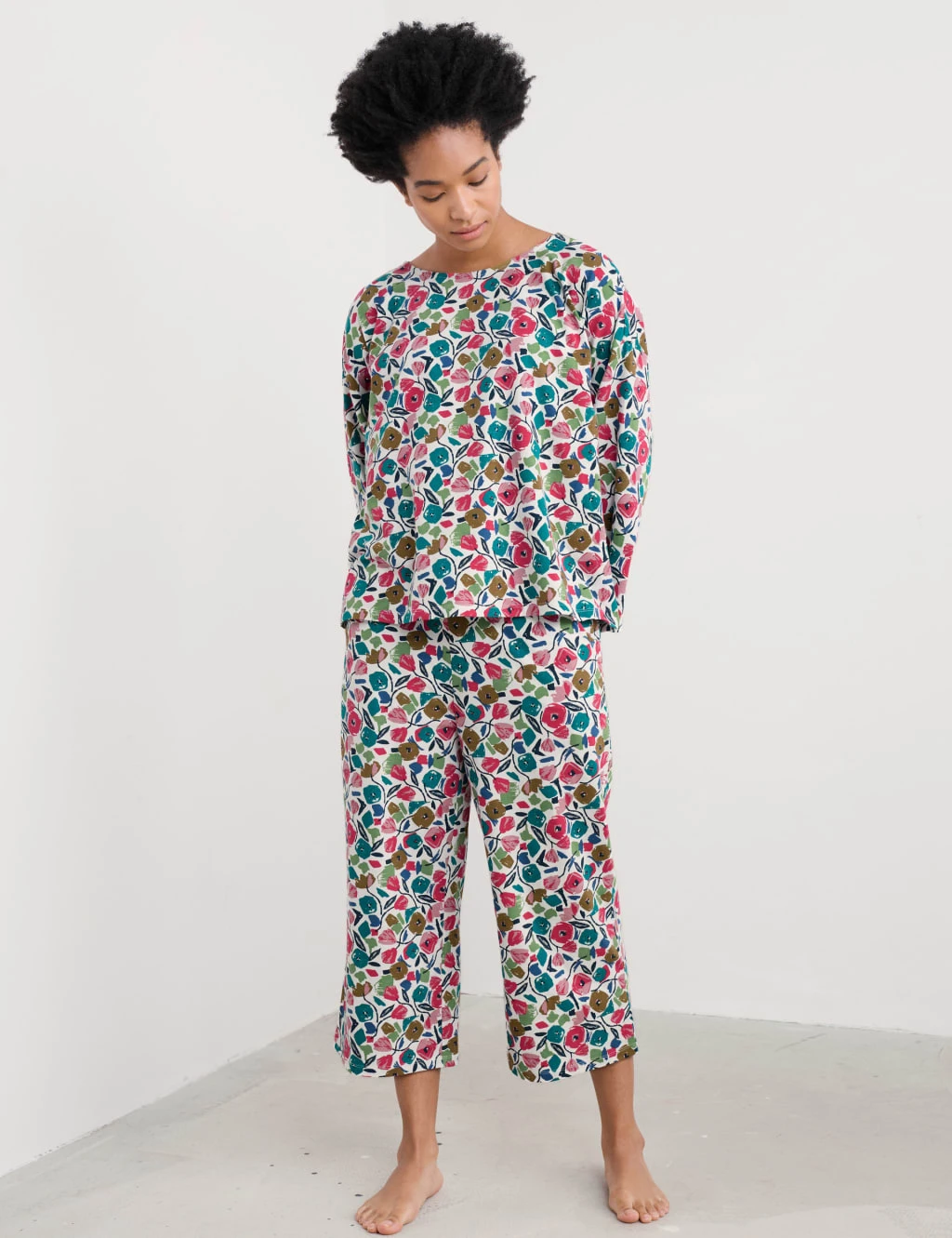 Cotton Rich Floral Cropped Pyjama Set 6 Cotton Rich Floral Cropped Pyjama Set - Image 6