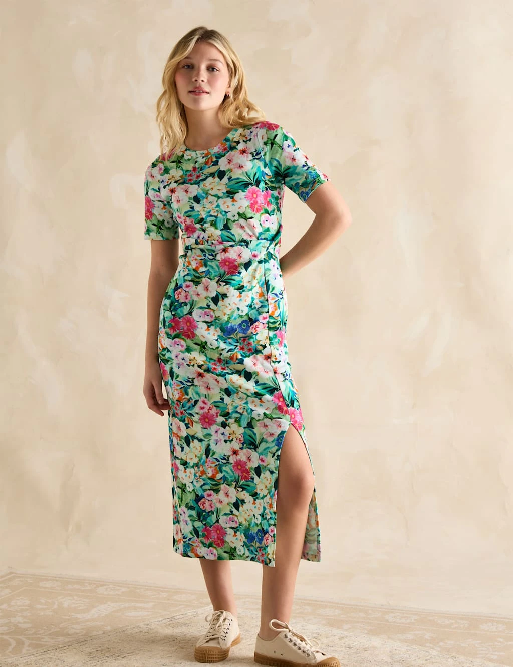 Joules Jersey Floral Twist Front Midaxi T-Shirt Dress 12 Joules Jersey Floral Twist Front Midaxi T-Shirt Dress - Image 12