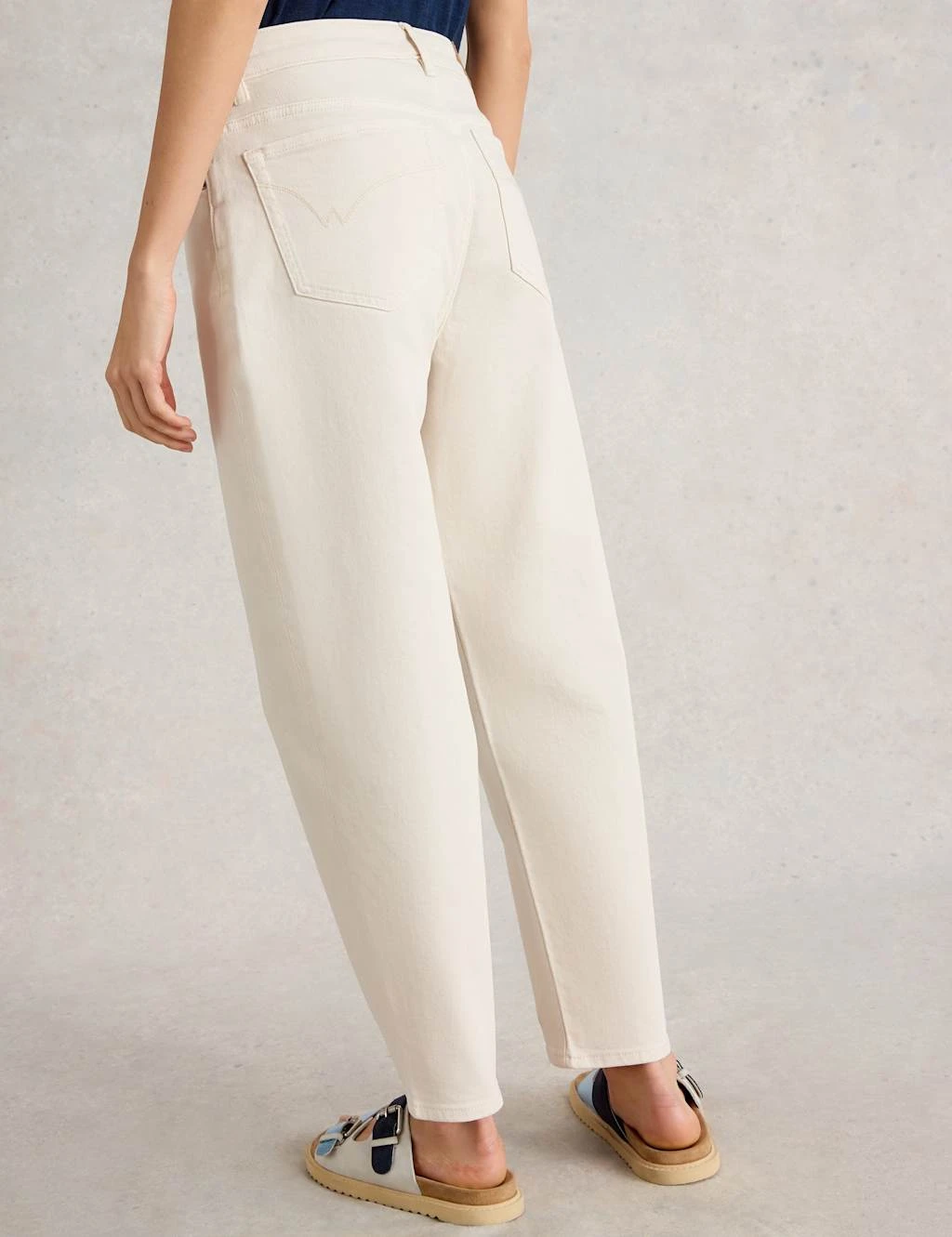 WHITE STUFF Mid Rise Tapered Cropped Jeans 7 WHITE STUFF Mid Rise Tapered Cropped Jeans - Image 7