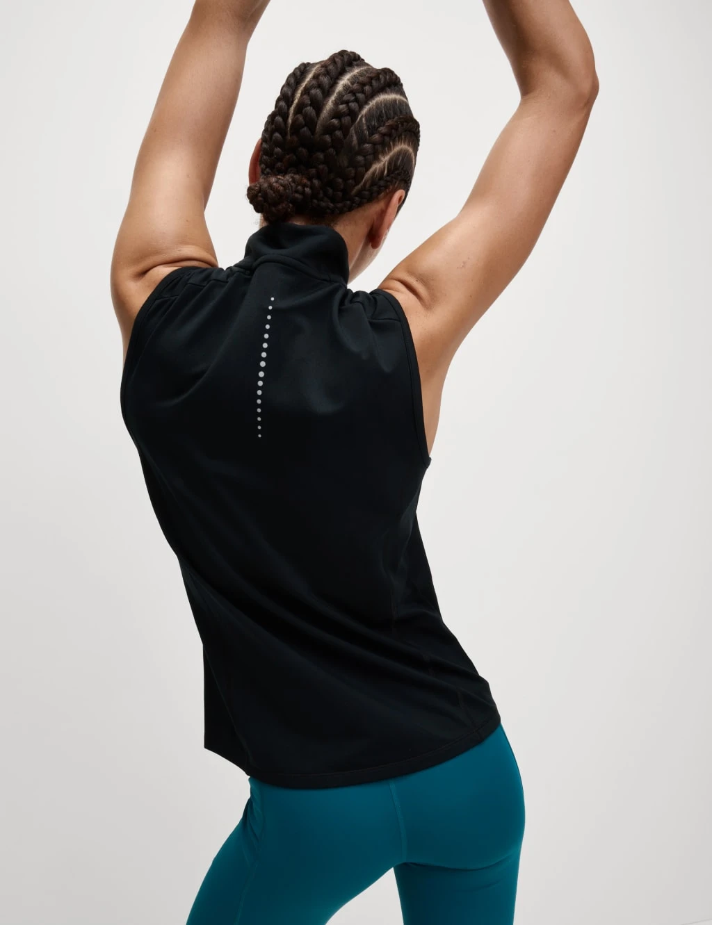 Ultraheat™ Zip Up Running Gilet 12 Ultraheat™ Zip Up Running Gilet - Image 12